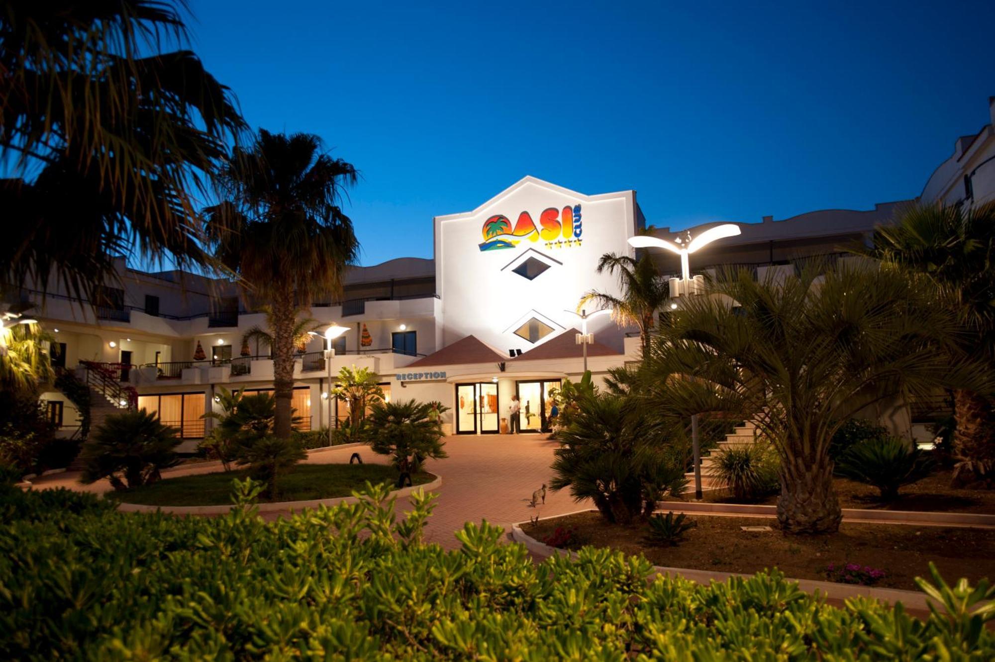 Oasiclub Hotel ヴィエステ エクステリア 写真